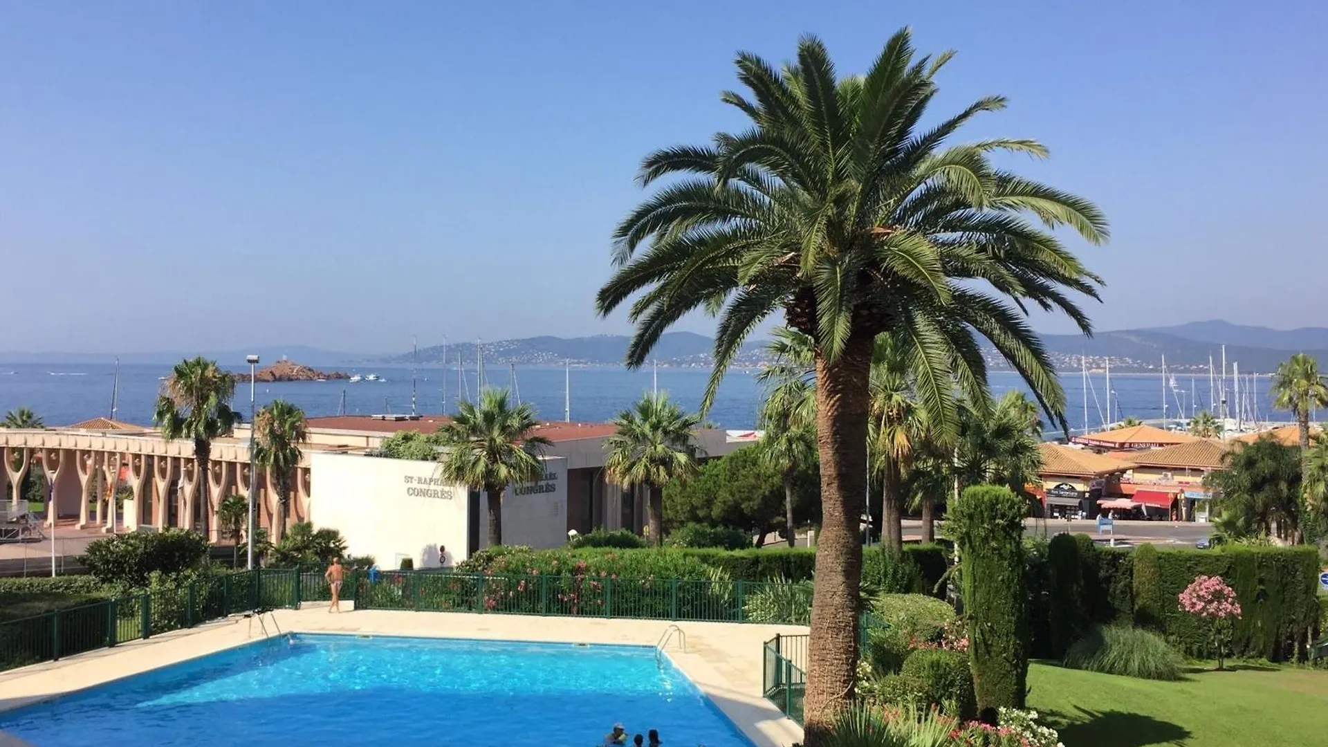 The Penthouse Apartment Saint-Raphael