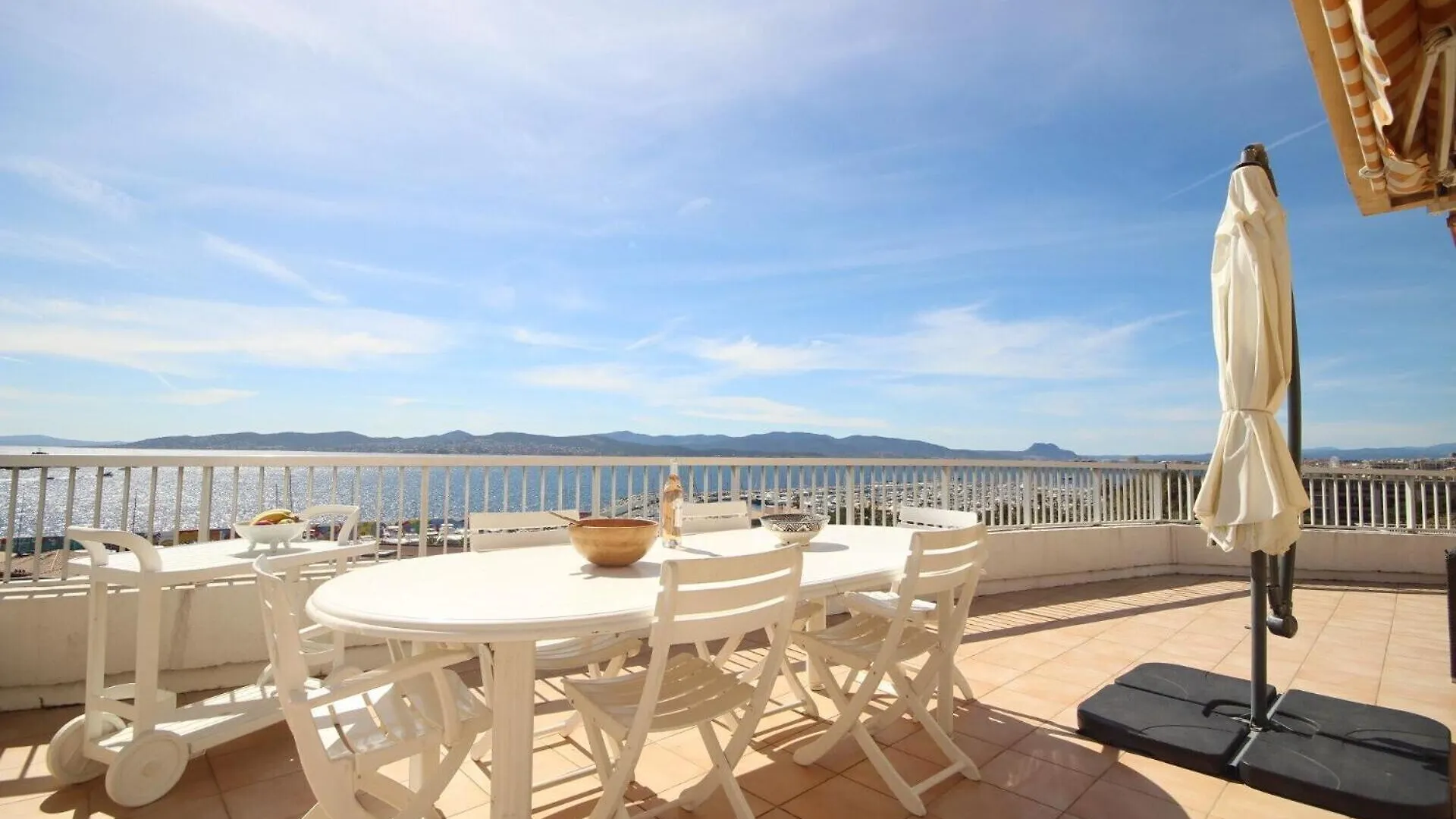 The Penthouse Apartment Saint-Raphael