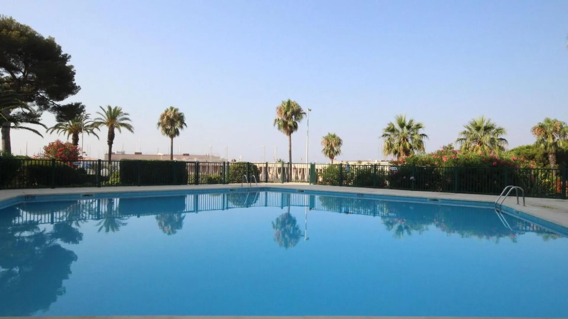 The Penthouse Apartment Saint-Raphael