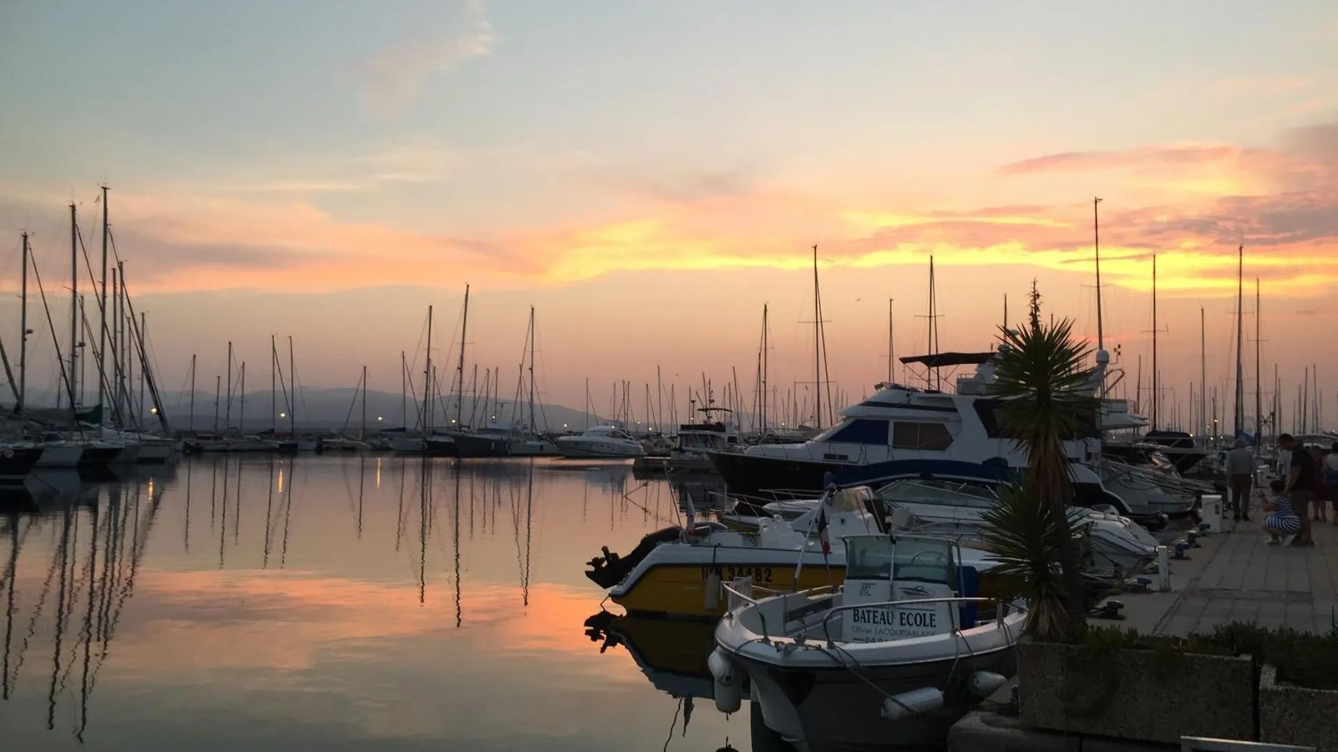 The Penthouse Apartment Saint-Raphael