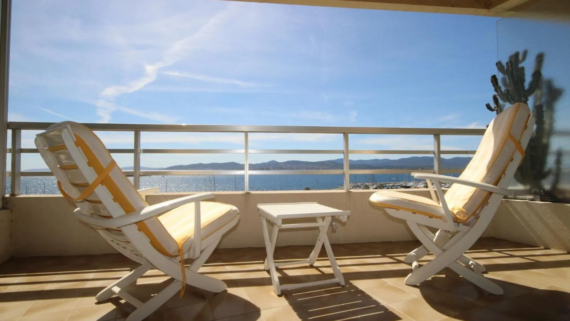 The Penthouse Apartment Saint-Raphael  0*, Saint-Raphael (Var)